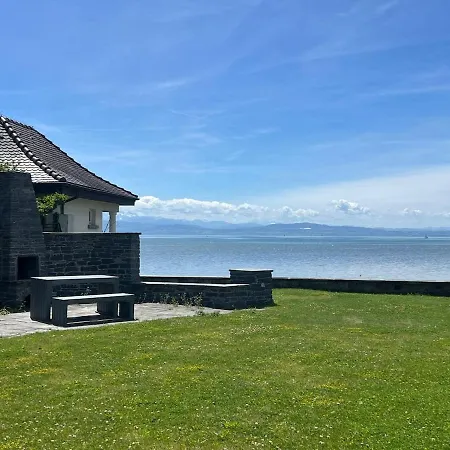 Lakefront Retreat 2 - Direkt Am Seeufer アパート