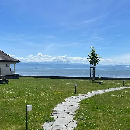 アパート Lakefront Retreat 2 - Direkt Am Seeufer フリードリヒスハーフェン
